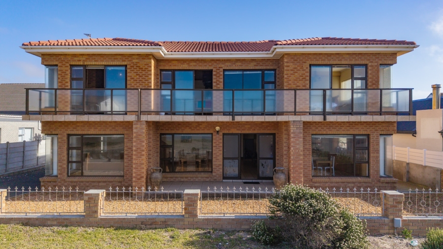 5 Bedroom Property for Sale in Oceanview Heights Western Cape